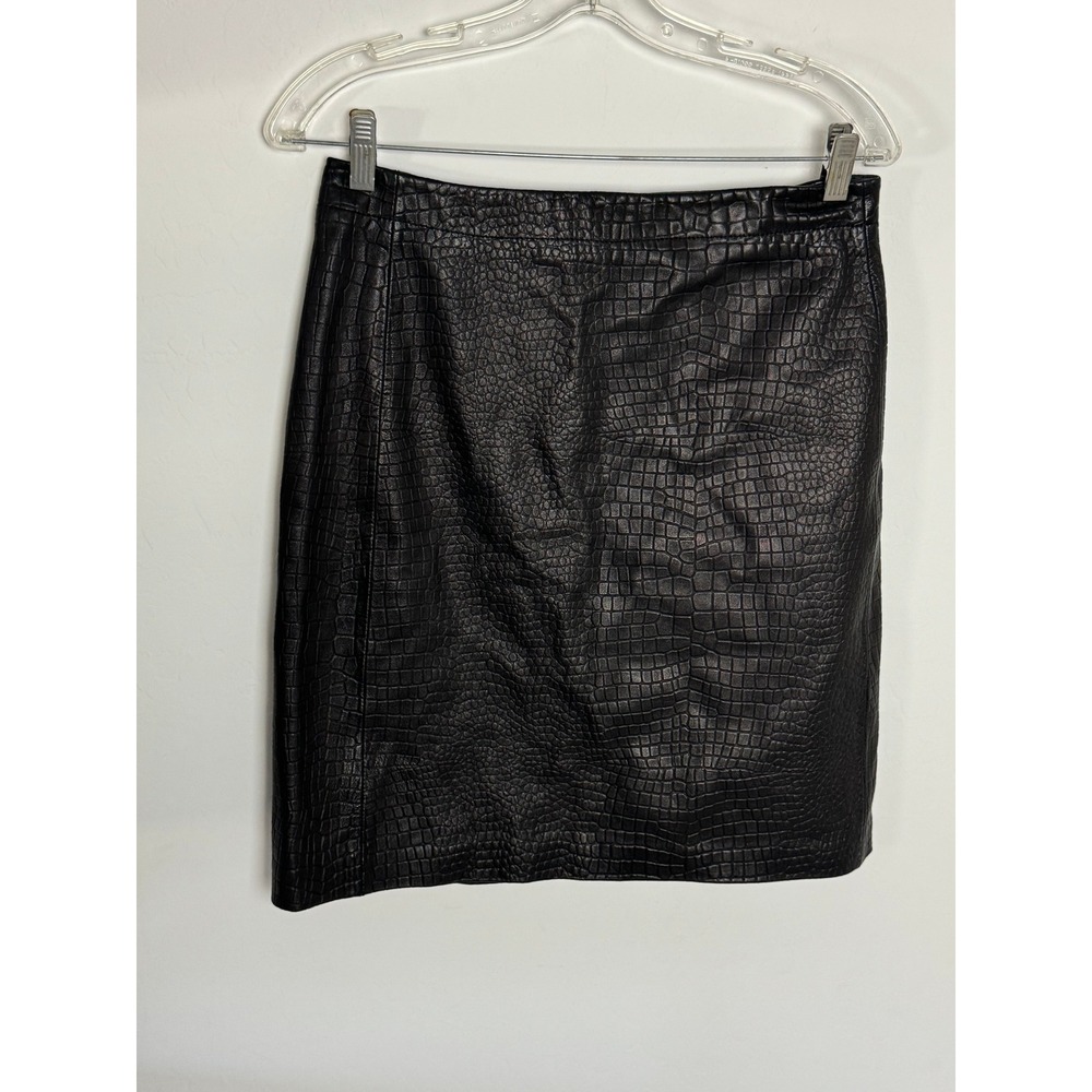 New Frontier Black Croc Embossed Leather Skirt Size 6 Style 36100 NWT